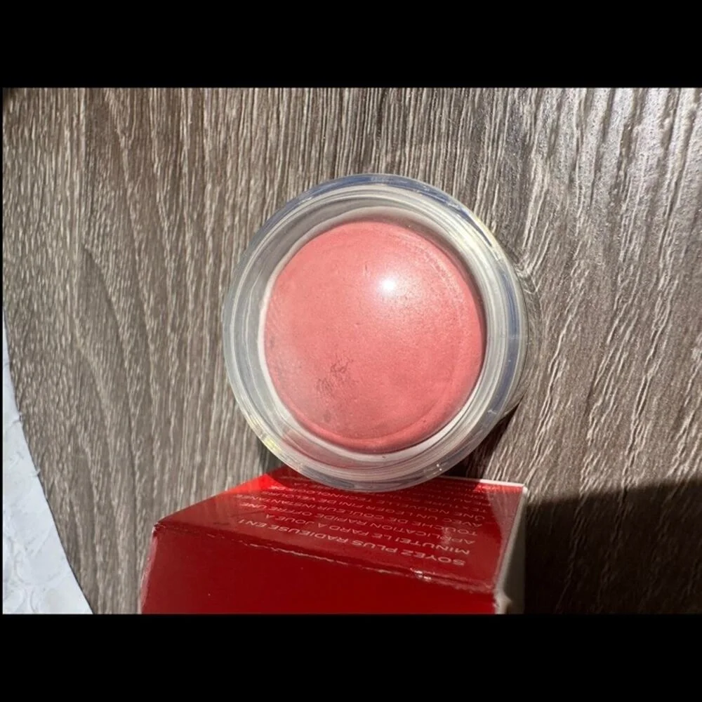 Mirabella Blush Cheeky‎ classy color pink face makeup